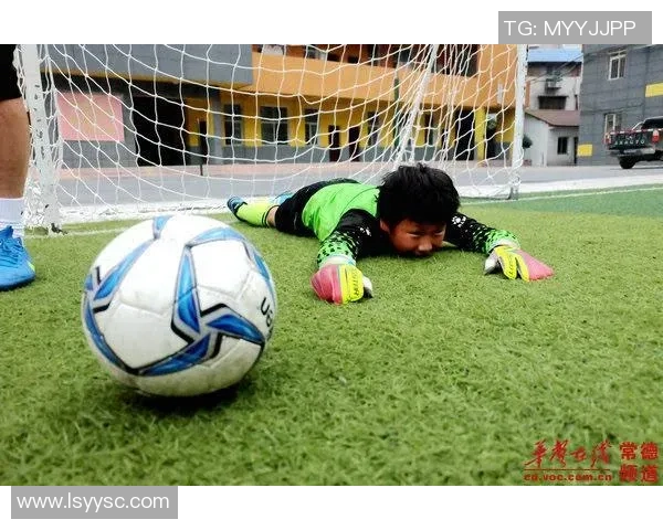 足球小将万项的成长之路与梦想追逐的精彩故事 足球小将万项的成长之路与梦想追逐的精彩故事